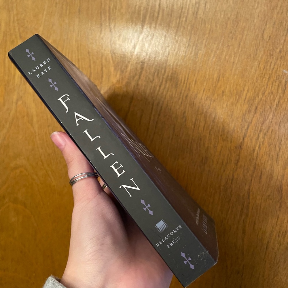 Fallen by Lauren Kate